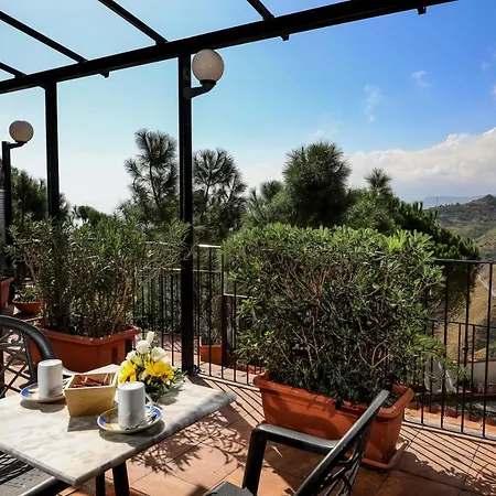 Hotel Sonia 4*